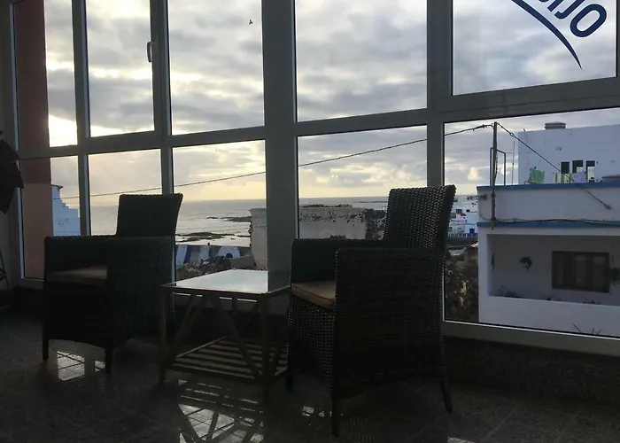 Oliastur بيت للعطل